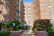 Co-op at 3203 Nostrand Avenue, 