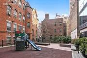 Co-op at 310 West 99th Street, 