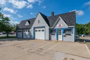 Commercial at 1810 Lake Street, 