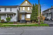 Townhouse at 610 North Bromley Avenue, 