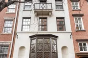 Co-op at 121 Waverly Place, 