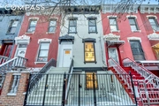 Townhouse at 425 East 144th Street, 
