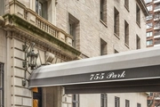 Co-op at 117 East 72nd Street, 