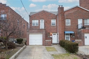 Townhouse at 5250 Post Road, 