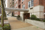 Co-op at 70 East 93rd Street, 