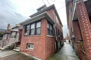 Multifamily at 982 Neill Avenue, 