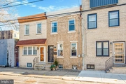 Townhouse at 2404 East Sergeant Street, 