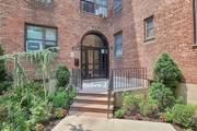 Co-op at 29-30 138th Street, 