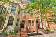 Townhouse at 437 10th Street Northeast, 