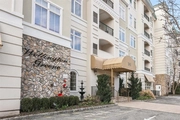 Condo at 4 Soundview Street, 
