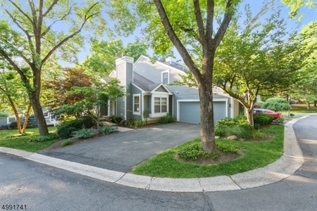 1 Wildflower Ln, Bedminster, NJ
