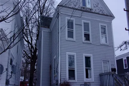 House at 253 Winslow Street, 