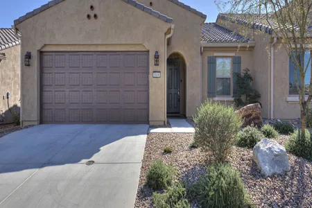 Townhouse for Sale at 1808 E Barn Swallow Lane, Green Valley,  AZ 85622