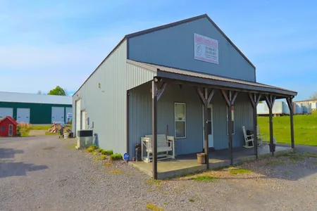 Commercial for Sale at 607 Industrial Dr, Lafayette,  TN 37083