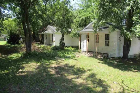 Property at 206 East Branch Street, 