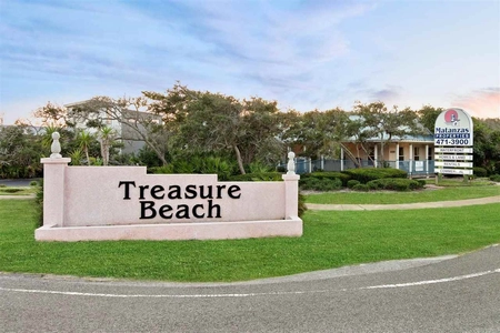 House at 234 Treasure Beach Road, 