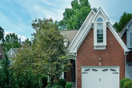 Townhouse for Sale at 3302b Hobbs Place, Nashville,  TN 37215