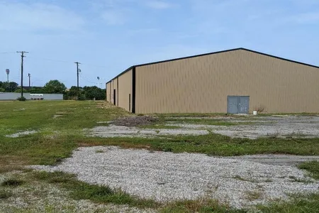 Commercial at 104 Boston Square Drive, 