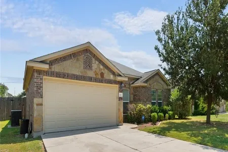 Property at 120 Legends Of Hutto Trail, Hutto, TX 78634