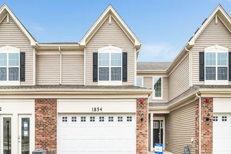 Townhouse at 1163 Hawk Hollow Drive, 