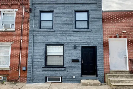 Townhouse at 2031 East Tioga Street, 