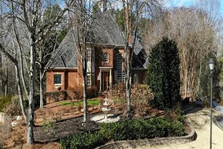 House at 930 Buttonwood Court, 