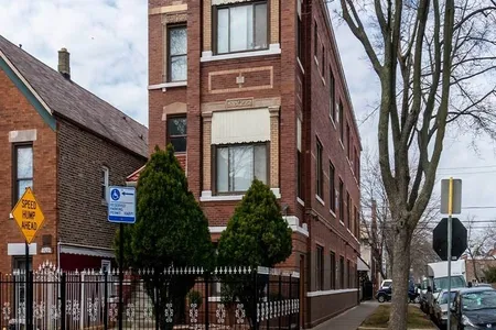 Multifamily at 2806 South Avers Avenue, 
