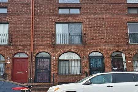 Unit for sale at 518 S 15th Street, Philadelphia, PA 19146