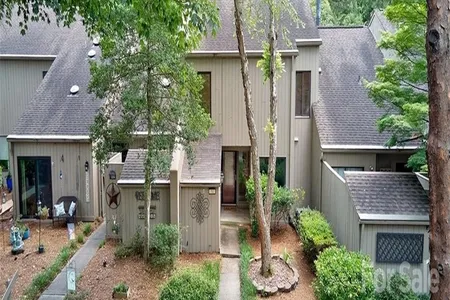 Townhouse at 214 Riverview Terrace, 