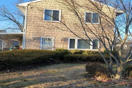 Property at 20 Chevy Chase Road, 