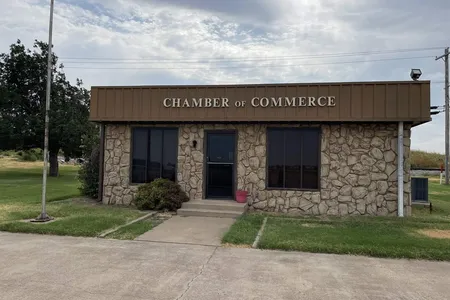 Commercial for Sale at 505 S Clarence Nash, Watonga,  OK 73772