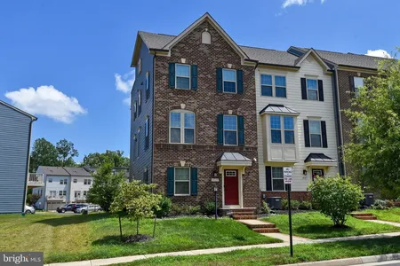 Townhouse at 18193 Red Mulberry Road, 