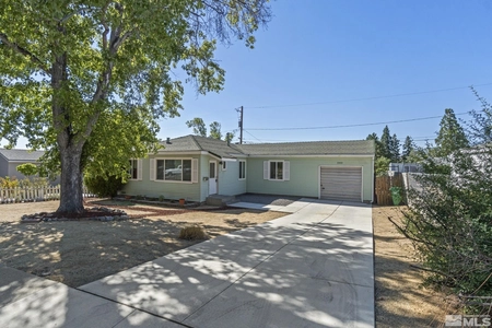 Property at 1435 Geary Street, 