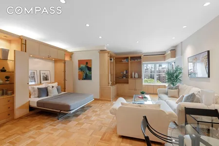 Unit for sale at 20 East 9th Street #14W, Manhattan, NY 10003