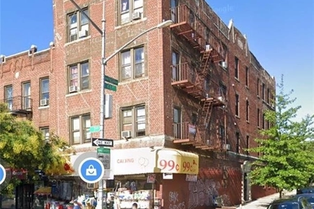 Co-op at 650 51st Street, 
