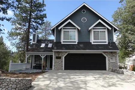 House for Sale at 918 Sandalwood Drive, Lake Arrowhead,  CA 92352