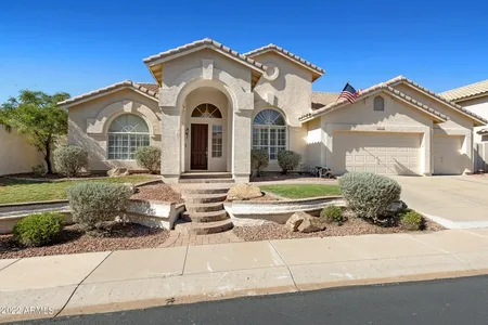 House for Sale at 1712 E Briarwood Terrace, Phoenix,  AZ 85048
