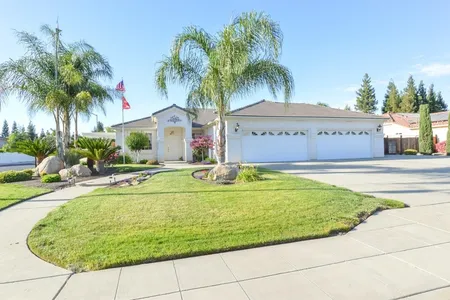 House for Sale at 2515 E Fairmont, Clovis,  CA 93611