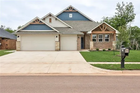 House for Sale at 2424 Creekside Circle, Moore,  OK 73160