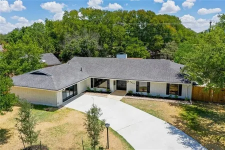 House for Sale at 6809  Mesa Dr, Austin,  TX 78731