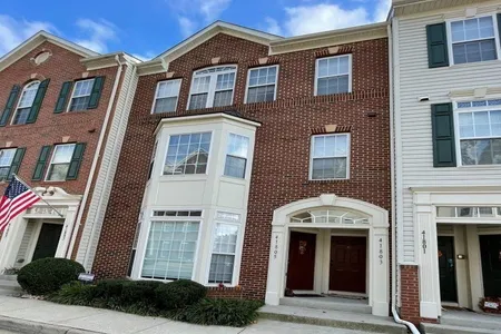 Townhouse at 24645 Nettle Mill Square, 