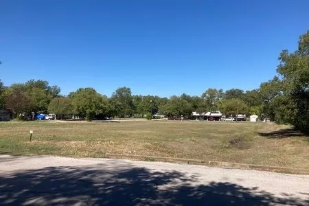 Land for Sale at 300 S Avenue M, Clifton,  TX 76634