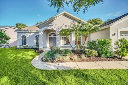 House for Sale at 2509 Holly Berry Circle, Clermont,  FL 34711