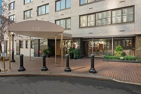 Unit for sale at 530 E 72nd Street, Manhattan, NY 10021