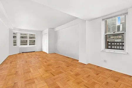 Unit for sale at 220 E 60th St #10D, Manhattan, NY 10022