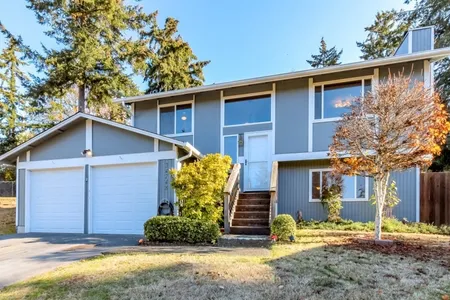 Unit for sale at 34748 26th Place Southwest, Federal Way, WA 98023