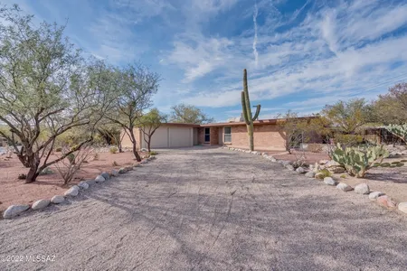 House for Sale at 1650 W Hudson Drive, Tucson,  AZ 85704