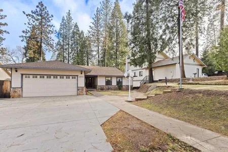 House for Sale at 22575 Cedar Pines, Twain Harte,  CA 95370