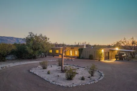 House for Sale at 3901 N Smokey Topaz, Tucson,  AZ 85749