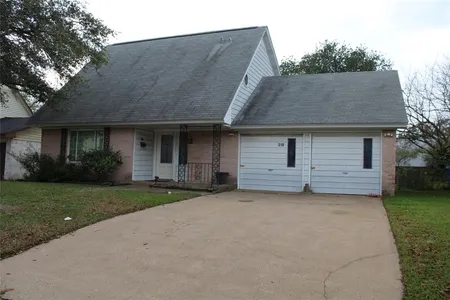 House for Sale at 310 Harrington Drive, Duncanville,  TX 75116